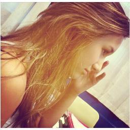 Meu sono é igual 8, se deitar vira infinito. ;p