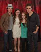Lover of all things TVD. I dedicate my life to obsessing over every single part of this beautiful show. #Pdubber #Stelena #TeamAgainstShipWars