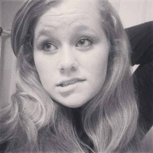 eat. sleep. text. pray. that's what i do. (: