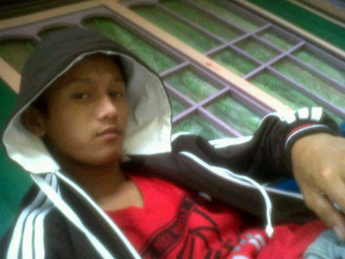 pangerantroy's profile picture. Hidup ♈ǝлƍ ku pilih adlah jlan ♈ǝлƍ harus ku tempuh and org ♈ǝлƍ ku pilih adlah sosok org ♈ǝлƍ harus ku cintai .... Mencintai harus relaa terluka.