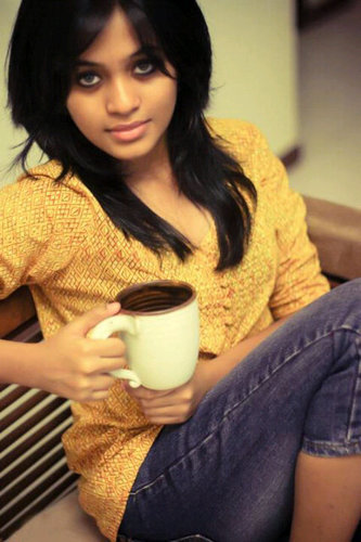 Fashion Designer,loves music moviees & masti..