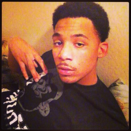 Music is my vent..without it i feel lost but hit me on IG @Spacedout_Driftin35 and kik me at SwishaSweetRollin bruh and keep a look out 4 my music Yii &!