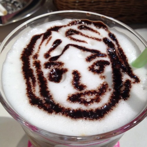 あまお 競馬場が恋しい Auf Twitter ん アメリカンイーグル以外は 越谷レイクタウンでもいいんじゃね っていう感じwwwかわいい人はいっぱいいたけど Http T Co 8ywgyv60