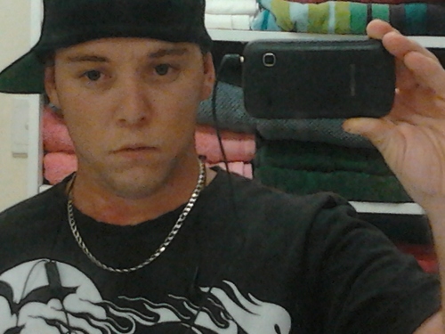 takeing it all the way untill the day i die so dont hate on me well im looking to the mother fucking sky