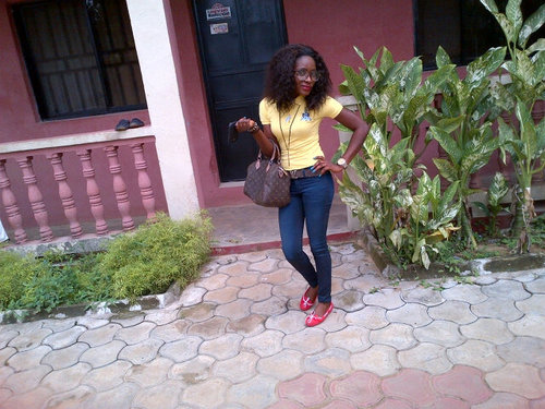 BrownieAmmy's profile picture. I'm just a simple geh by nature who loves making frds,seeing pple lik myself and making them happy wen they are around me.