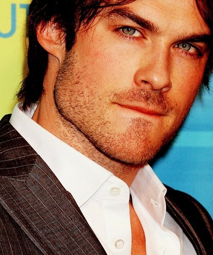 We are the portuguese fans of Ian Somerhalder. 
We love him, we support him and we want to bring him to Portugal (: