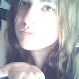 xicabuena's profile picture. 