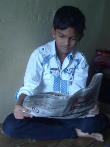 i am a student. my aim is cricketer. my best friend is prashant chauhan