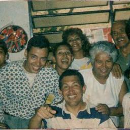 Aragüeño, Tigrero, Militante Socialista, Esposo, Padre de Familia.