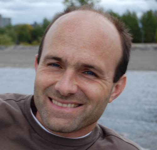 IT adviser for Gov. of Canada, interested in communities, Open Source, bicycles, the outdoors, the young at heart and spontaneous explorations. (He/Him)