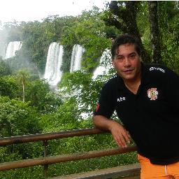Calameño, Loino, donde corre cobre x mis venas y la pasión por el zorro, me gusta el futbol, cine, rock asaditos con los amigos, y co fundador @bar_del_zorro