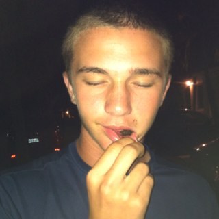 avi is not me. pack hammers everywhere you go and #DBH. cope strait or die