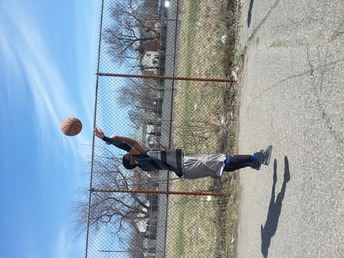 thatkidbeto69's profile picture. 