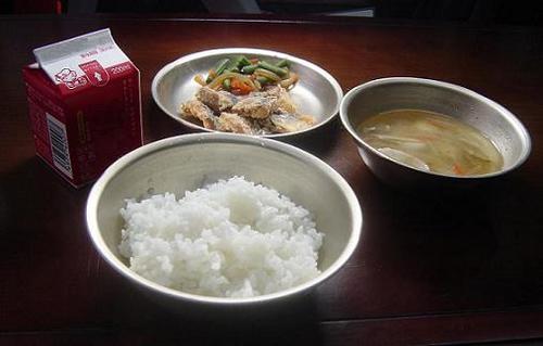 京都市小学校給食あるあるbot 0859a7 Twitter