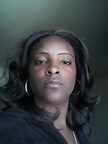 african american female 5'5 156pounds of  thickness a mother of 2 boyz l