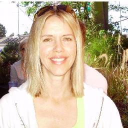 Natural dog trainer helping people to understand their dogs better through raising awareness about how dogs think and behave.