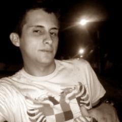 Busco pelos meus objetivos e peço sempre a Deus a direção certa, e se dizem que é impossível, mais pro Deus que eu sirvo é possível todas as coisas...