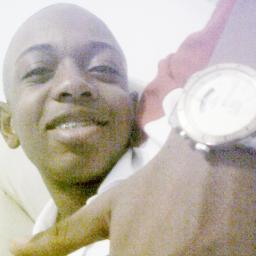 Quem se descreve, se limita =)
Chora agora ri depois!