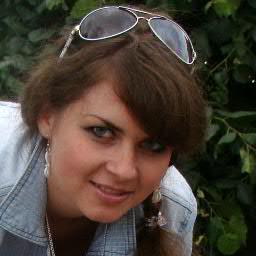 я как маленький ребенок,лезу туда и играю там где нельзя,но я могу и быть модмозелькой)))
PS:Все что в стране происходит меня всегда касается).