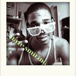 #TeamTaylorGang Iz Ma One of Many fav #TEAMRVP, #TeamManUtd Some One Tell me where TF is Molly I need her -W33d-