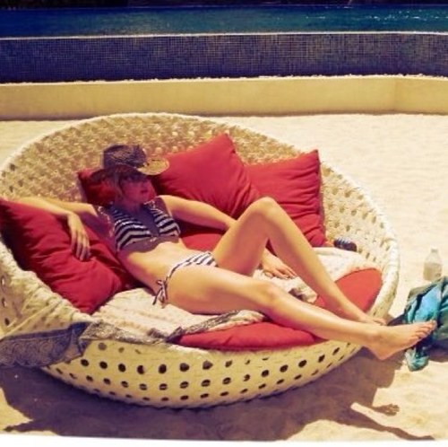 emmakinder's profile picture. 