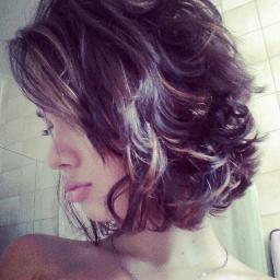 Instagram: @pamellaswinka