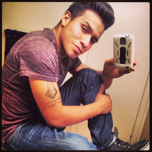 Iamjessejames's profile picture. Dad/entrepreneur/investor/business owner/boxer

  fighting for financial freedom, educating generations to come, proving through God anything is possible