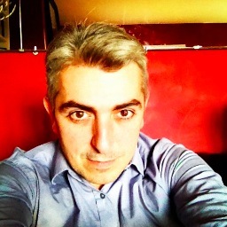 Brand Lover, Digital strategist (1996), founder Brand Advocate, Relationship Marketing expert, Social Media explorer, Entrepreneur, Start Up fan, Corse Italian