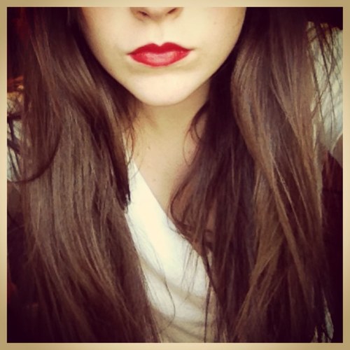 Just a girl, living in a hipster world. I always laugh at my own jokes, being weird is a quality i love.