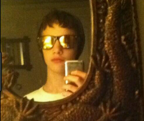 #likeaboss i have like 6 twitter accounts i get bored follow me ill follow back