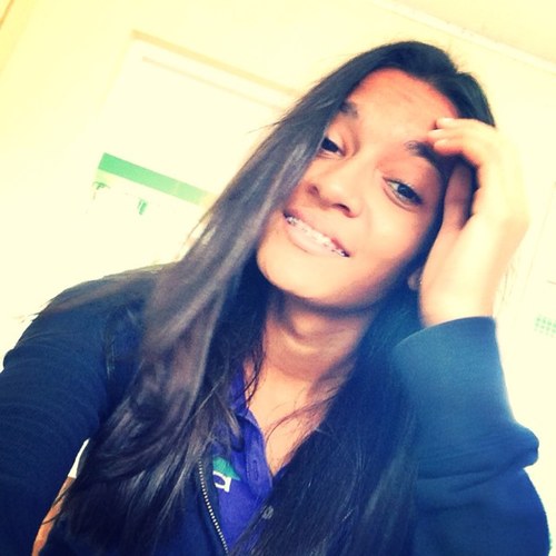 charmaineemau's profile picture. 