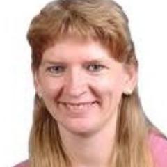 Newsroom administrator at The Daily Journal,

Kankakee, IL.
Parent to 
two teens.