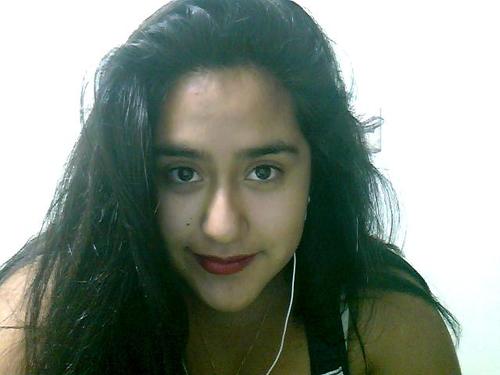 Hola :3 tengo 15 añitos chilena de 3 ,soy directioners y amo a one direction mi plan en la vida es siempre :)