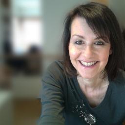 Web designer, digital artist, foodie. My tweets are my own.