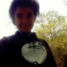 18/03/2012♥ Soy diferentes que todas las chicas SOY METALERA |m| 
Sígueme no como:3