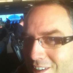 Father, husband, bike commuter, GovTec Executive, Singer, Canadian, water sports fanatic, Islander, Edmonton Oilers fan.