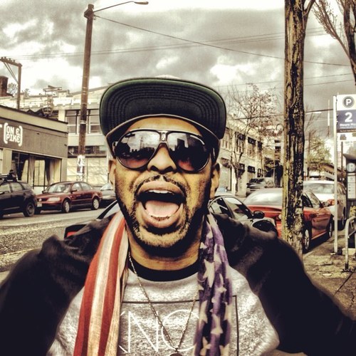 Artist ,traveler, videographer,Bizzzy Music, Jack of all trades. For Booking & Press Inquiries sremediagroup@gmail.com.