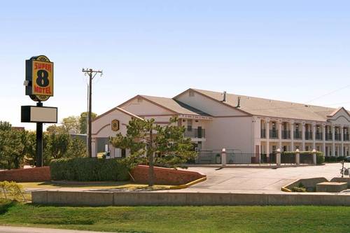 Super8TA's profile picture. Beautiful Super 8 located conviently to the airport and Expo Square