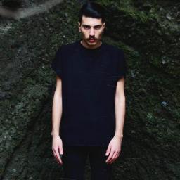 DJ, student, music lover, living in Naples