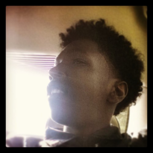 what I do is chill follow me and ill follow bac follow @_YuckDaddyYuck ♥ #haaaan