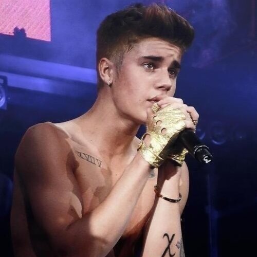 I promise I'll always support you Justin, I love you ~~ Thank you so much, I love you too