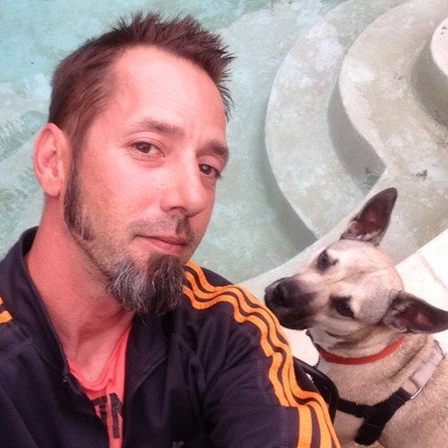 justchrisjust's profile picture. 