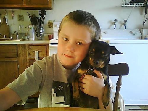 i have 2 sisters 6 dogs 7 hourses  im in pro archery im in pro base ball and pro football