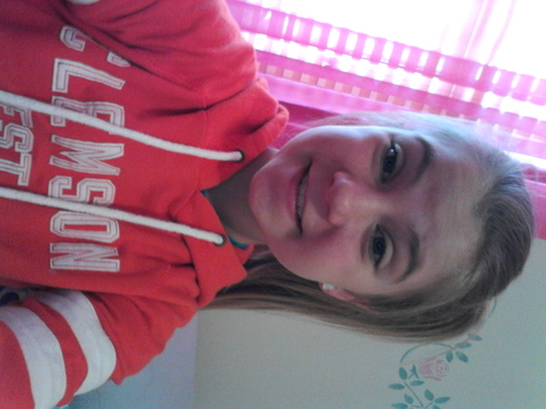 hey its holly im 12 and i love jesus