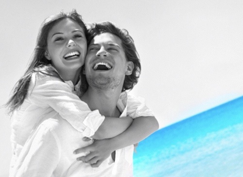 Sonoluno's profile picture. Sonoluno™ is a unique dating experiment. ♥ ♥ ♥ ♥ No profiles. No monthly fees. No memberships.