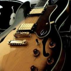 Musico, compositor, diseñador gráfico, Prox lic en artes, me gusta la comida chatarra y creo fielmente en Dios...
