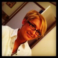 Vanessa Armer - @blonde_bowtie Twitter Profile Photo
