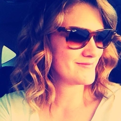 jackiedebellis's profile picture. 