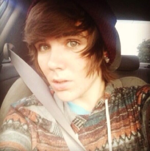 fizzy_forever's profile picture. 