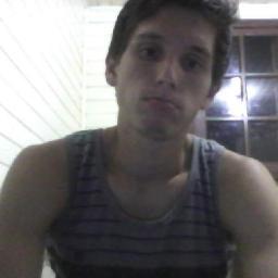 Ser feliz não é apenas valorizar o sorriso, mas refletir sobre a tristeza.